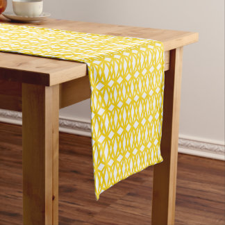 Diamond pattern table runner