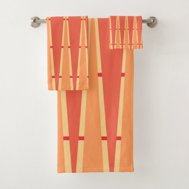 Diamonds and Triangles Bath Towel Set (Insitu)