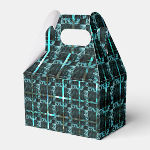 Different chess, squares or image under grid? favour box