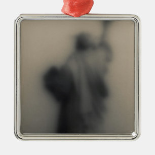 Diffused image of the Statue of Liberty Metal Tree Decoration