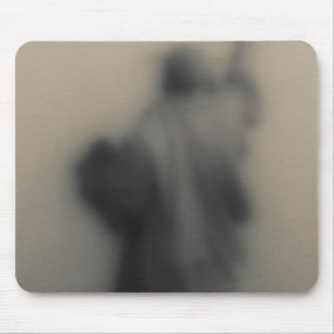 Diffused image of the Statue of Liberty Mouse Mat