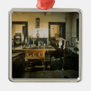 Dining Room in the Summer Palace Metal Tree Decoration