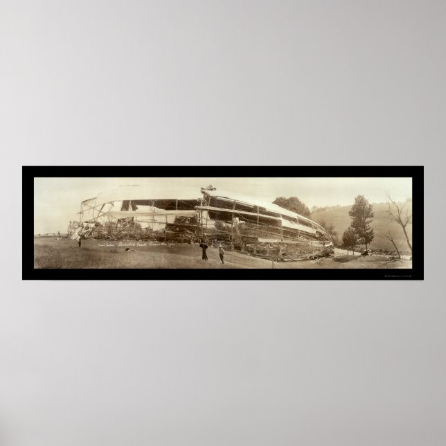 Dirigible Shenandoah Disaster Photo 1925 Poster (Front)