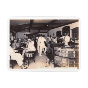 Dirty Dick's Hotel Bar, Nassau, Bahamas Vintage Magnet