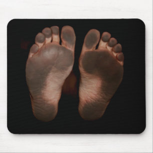 DIRTY FEET MOUSE MAT
