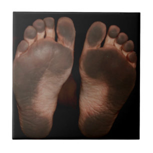 DIRTY FEET TILE