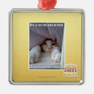 Dis iz as far owt of bed.. metal tree decoration