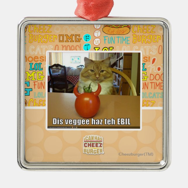 Dis veggee haz the EBIL Metal Tree Decoration (Front)