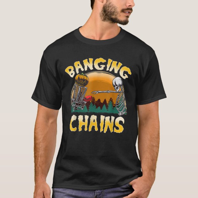 Disc Golf Banging Chains Halloween Skeleton Pumpki T-Shirt (Front)