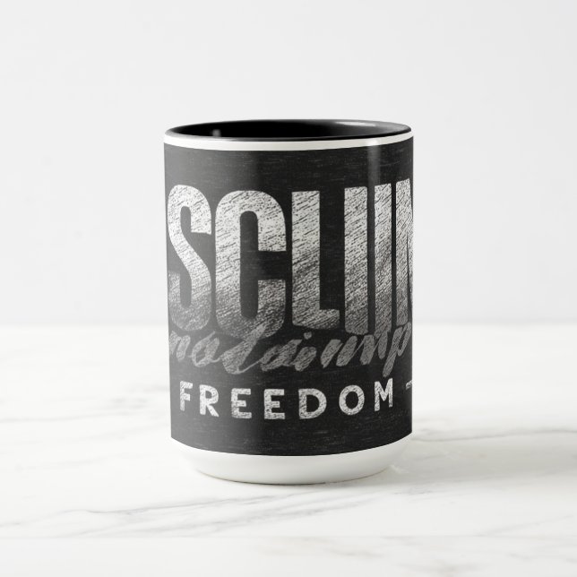 "Discipline Equals Freedom" Motivational Quote | G Mug (Center)
