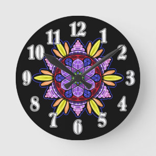 Disencumbered Round Clock