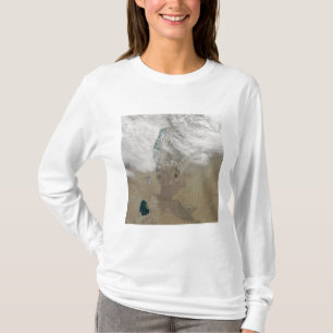 Distinctive lines of clouds T-Shirt