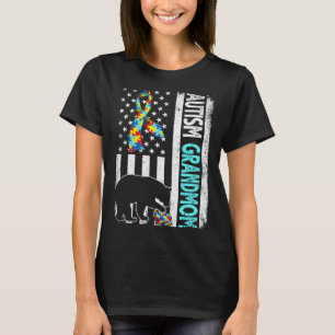 Distressed American Flag Autism Grandmom Bear Auti T-Shirt