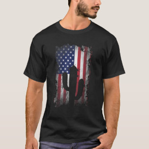 Distressed Cactus American Flag Vintage USA Patrio T-Shirt