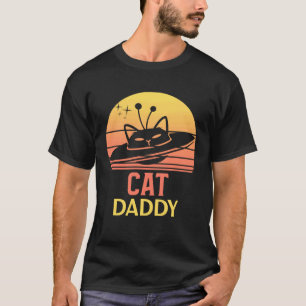 Distressed Cat Daddy Vintage Eighties Style Ca Ret T-Shirt