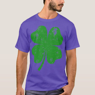 Distressed Four Leaf Clover Shamrock St Patricks D T-Shirt