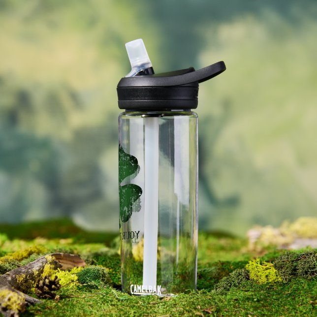 Distressed green lucky clover custom water bottle (Outdoor)