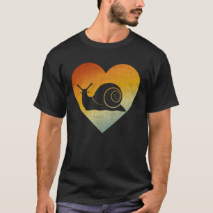 Distressed Heart Retro Style Men Women Snail T-Shirt