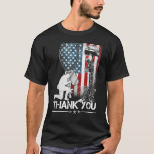 Distressed Memorial Day Flag Military Boots Dog T T-Shirt