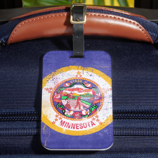 Distressed Minnesota State Flag Luggage Tag (Front Insitu 2)