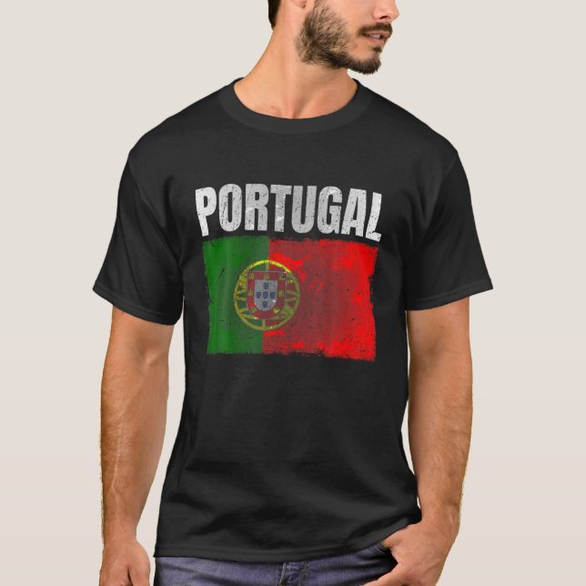 Distressed Portugal Flag Graphic For Men Women Por T-Shirt (Front)