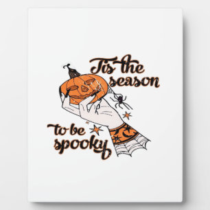 Distressed Spooky Season Plaque