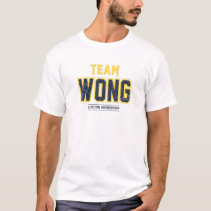 Distressed Team Wong Gift Proud Family Surname Las T-Shirt
