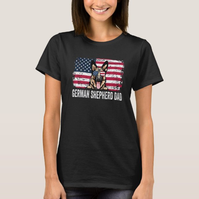 Distressed Usa Flag German Shepherd Dad Fathers Da T-Shirt (Front)