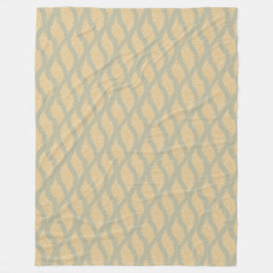 Ditsy Floral Fleece Blanket – Retro Cottage Style