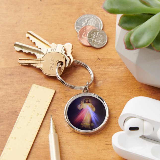 Divine Mercy Gold Key Ring (Desk)