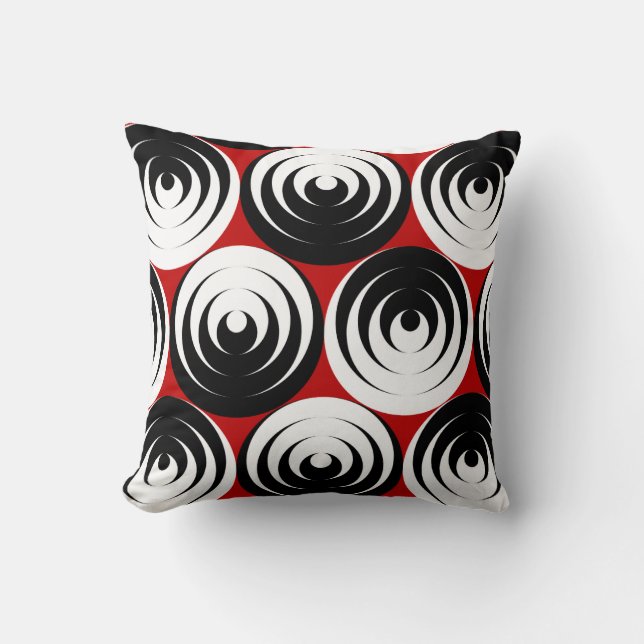 Dizzy circles cushion (Front)