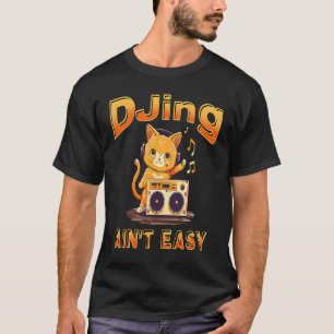 DJ Cat DJing Hip Pop Music Kitty Techno Headphones T-Shirt