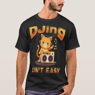 DJ Cat DJing Hip Pop Music Kitty Techno Headphones T-Shirt