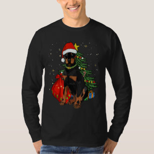 Doberman Pinscher Christmas Dog Santa Hat Xmas Tre T-Shirt