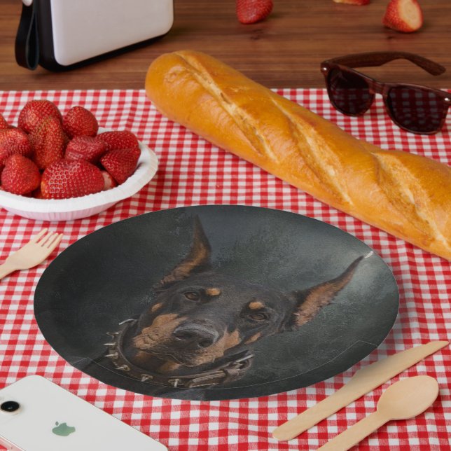 Doberman Pinscher    Paper Plate (Picnic)