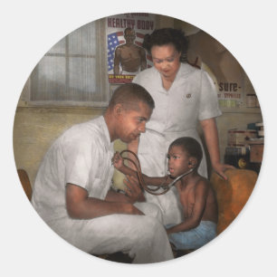 Doctor - Paediatrician - From the heart 1942 Classic Round Sticker
