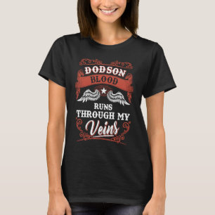 Dodson blood runs through my veins family christma T-Shirt