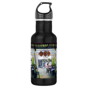 Does This Dragon come with Training Wheels? 532 Ml Water Bottle
