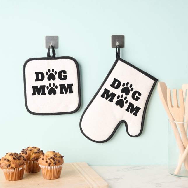 "Dog Mum" Oven Mitt & Pot Holder Set (Insitu(Hanging))