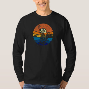 Dogue of Liberty - Dog Statue of Liberty, New York T-Shirt