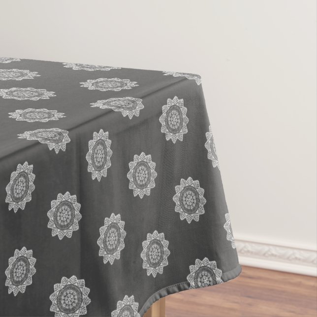 Doily Tablecloth (In Situ)