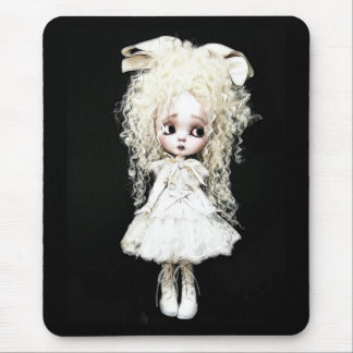 DOLL MOUSE MAT