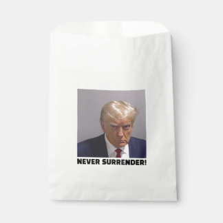 Donald J Trump Mug Shot - Never Surrender Long Sle Favour Bags
