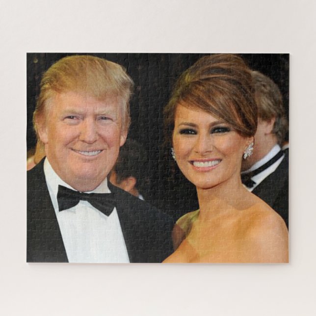 DONALD & MELANIA TRUMP JIGSAW PUZZLE (Horizontal)