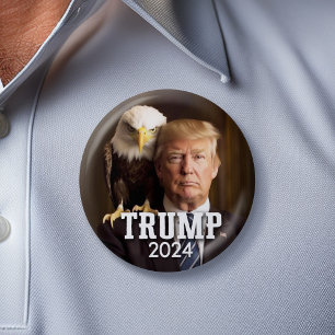 Donald Trump 2024 Photo - bald eagle on shoulder 6 Cm Round Badge