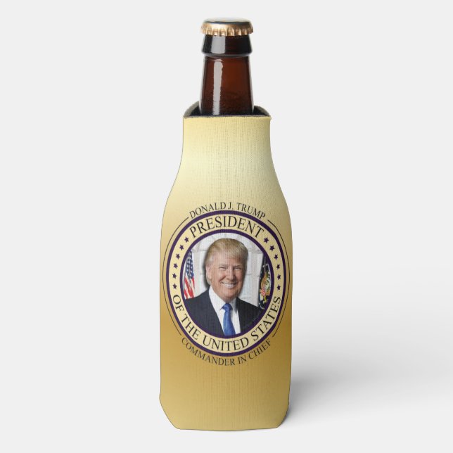 DONALD TRUMP COMMANDER IN CHIEF GOLD PRESIDENTIAL BOTTLE COOLER (Bottle Front)