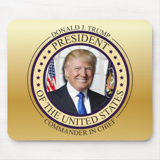 DONALD TRUMP COMMANDER IN CHIEF GOLD PRESIDENTIAL MOUSE MAT (Front)
