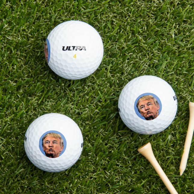 DONALD TRUMP KISS Golf Balls (Insitu Grass)