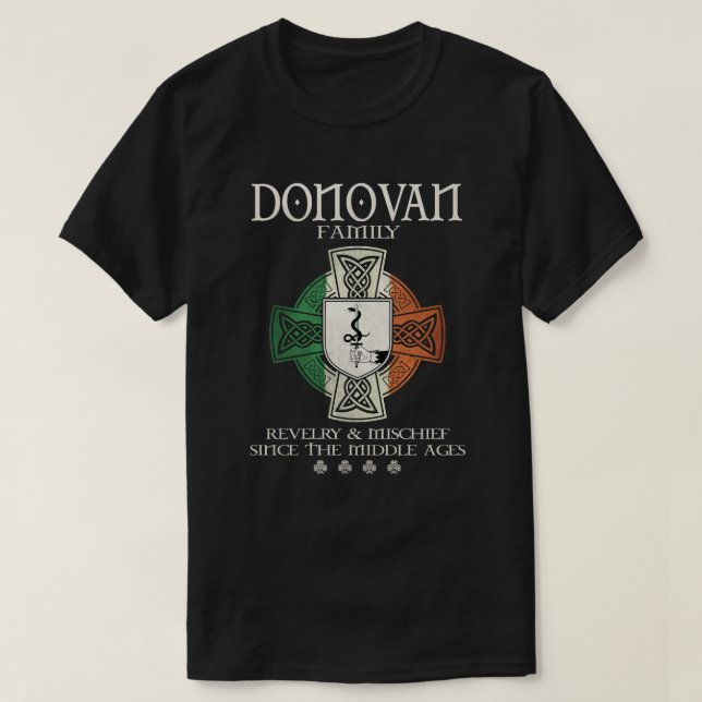Donovan Family  Ireland surname irish flag shamroc T-Shirt (Design Front)