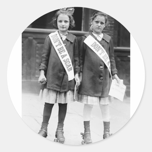 Don't Be A Scab Classic Round Sticker (Front)